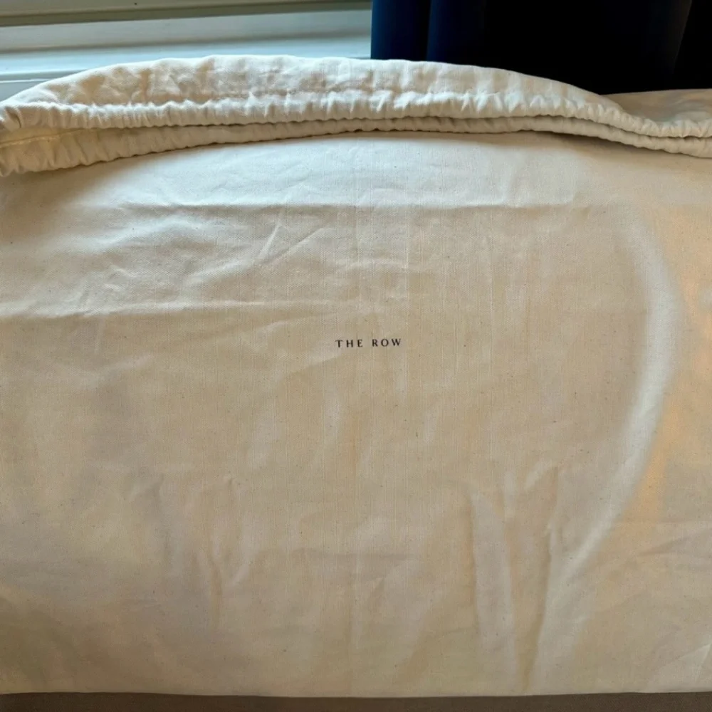 The Row Carryall 14 in Ecru leather - Picture 13 of 17